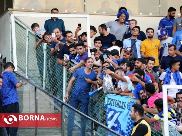 دیدار تیم های فوتبال استقلال- فولاد خوزستان