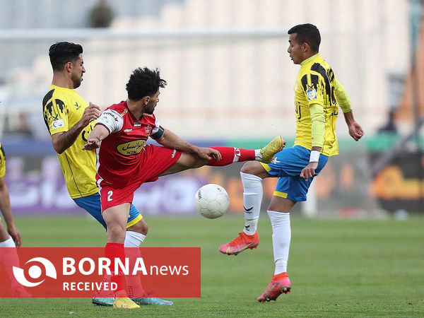 دیدار تیم های فوتبال پرسپولیس - نفت مسجدسلیمان