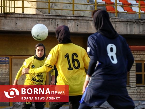 دیدار تیم های فوتبال سپاهان و پیکان البرز