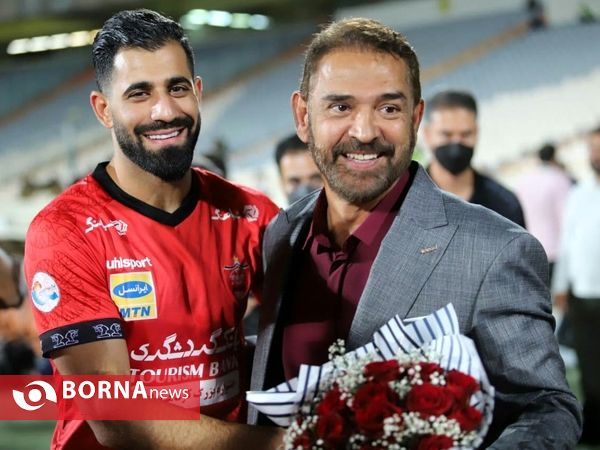 دیدار تیم های فوتبال پرسپولیس_ تراکتور