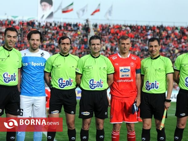 دیدار تیم پیکان- پرسپولیس