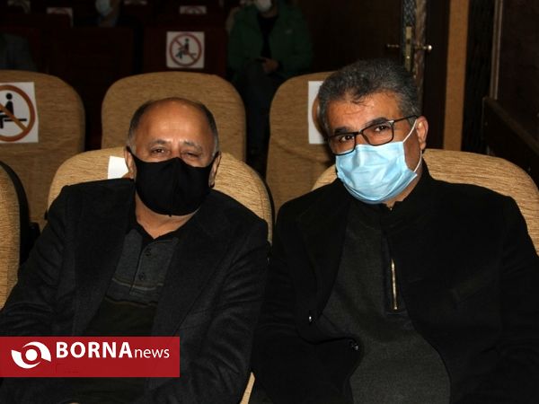 مراسم رونمایی کتاب "تردید نداشته باشید که شما خواننده این کتاب خواهید بود "