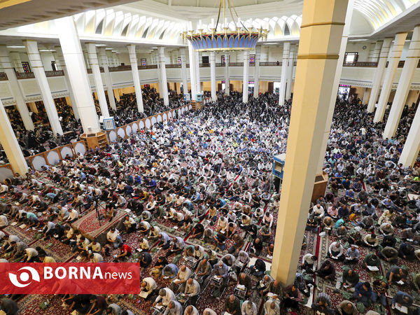 برگزاری مراسم دعای عرفه در حرم شاهچراغ(ع)