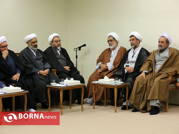 دیدار مسئولان دفتر تبلیغات اسلامی با رهبر انقلاب