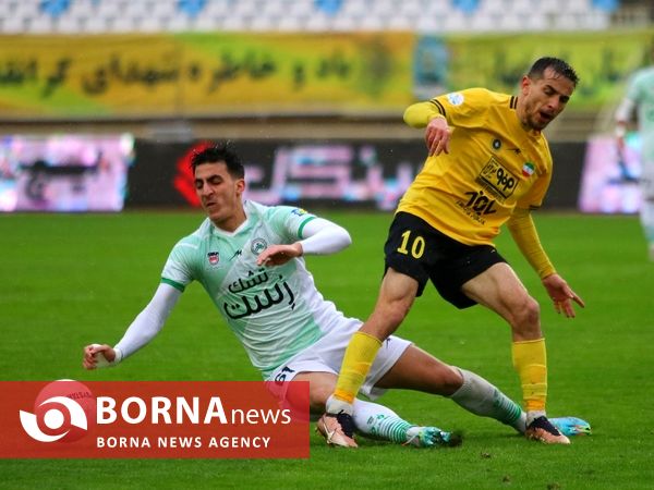 دیدار تیم های ذوب آهن - سپاهان 