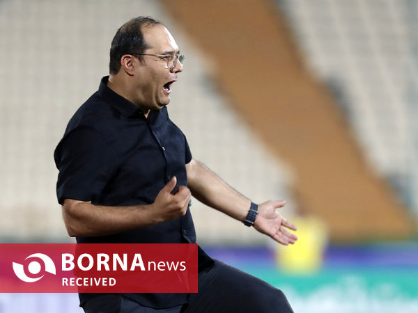 دیدار تیم های فوتبال پرسپولیس - ذوب آهن