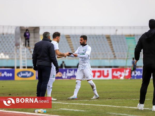 در حاشیه دیدار تیم های فوتبال آلومینیوم  - سپاهان