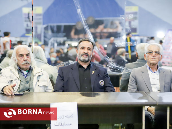 مسابقات وزنه برداری کارگران