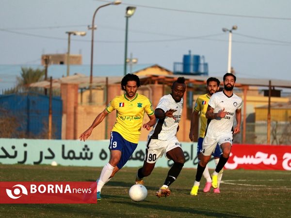 دیدار تیم های صنعت نفت - گل گهر