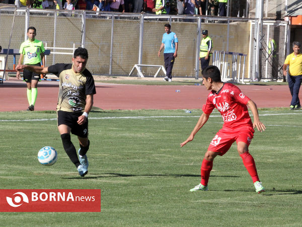 ديدار تيمهای پرسپوليس تهران و قشقايی شيراز در جام حذفی