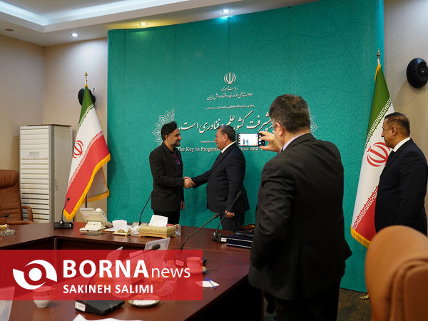دیدار هیات علمی تاجیکی با معاون علمی فناوری رییس جمهور