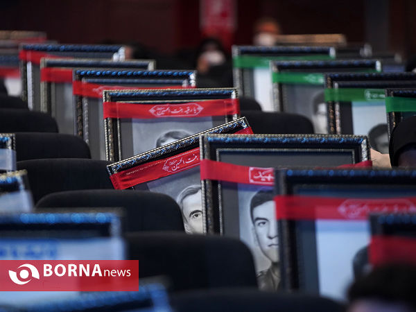 تجلیل از رتبه های برتر آزمون سراسری