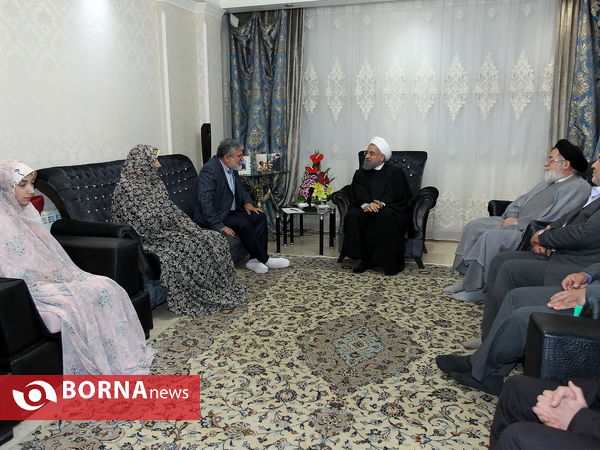 رییس جمهوری در دیدار امیر جانباز عباس طائفه