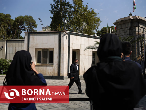 در حاشیه جلسه هیات دولت