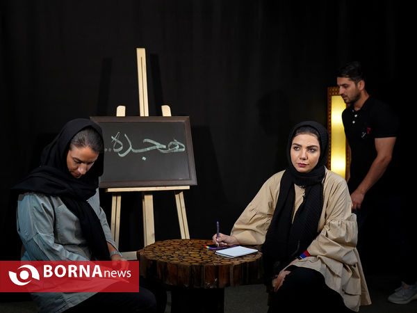 حضور نیلوفر اردلان در خبرگزاری برنا