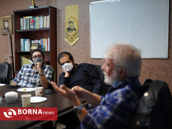 حضور عوامل تئاتر مستخدم در خبرگزاری برنا