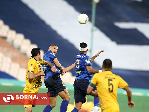 دیدار تیم های های فوتبال استقلال - سپاهان