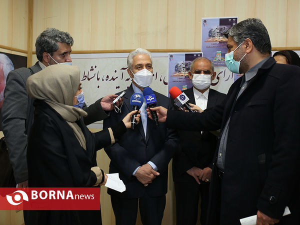 آیین تجلیل از دانش آموزان پژوهشگر و فناوران برگزیده