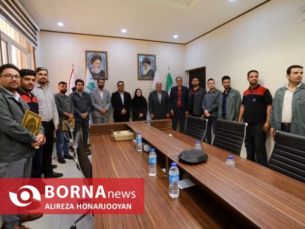 تجلیل از کارگران واحدهای تولیدی و صنعتی اروند