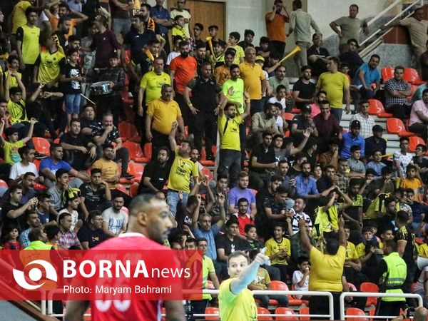 دیدار تیم های هندبال سپاهان - عمان کلاب