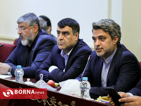 جلسه روسای فدراسیون ها با حضور وزیر ورزش و جوانان