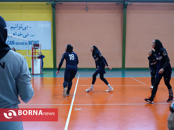 تمرین تیم ملی والیبال نوجوانان و بزرگسالان دختران