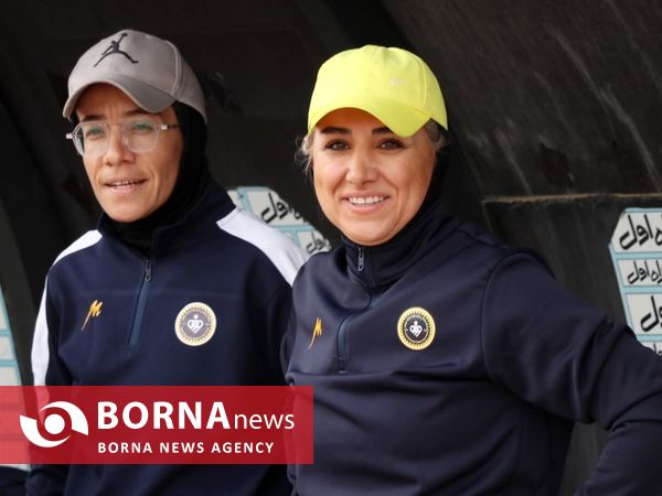 دیدار تیم های فوتبال سپاهان و پیکان البرز