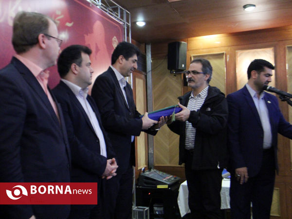 آیین تجلیل از خبرنگاران و عکاسان حوزه تامین اجتماعی در شیراز