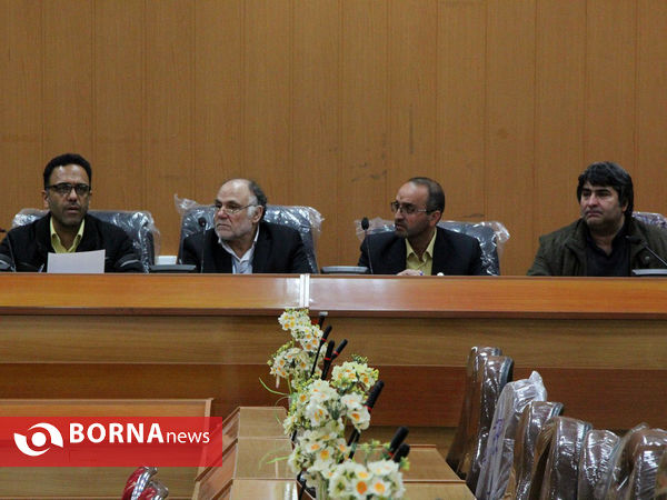جلسه توجیهی سرپرستان تیم های باستانی کشور در اصفهان