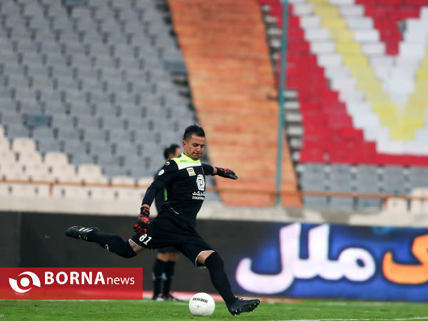  دیدار تیم های پرسپولیس تهران - ذوب آهن اصفهان