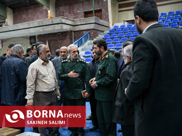 کمک مومنانه