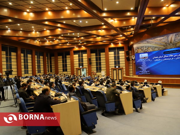 نشست هم اندیشی نظام مسائل استان همدان با حضور جوانان به ریاست استاندار