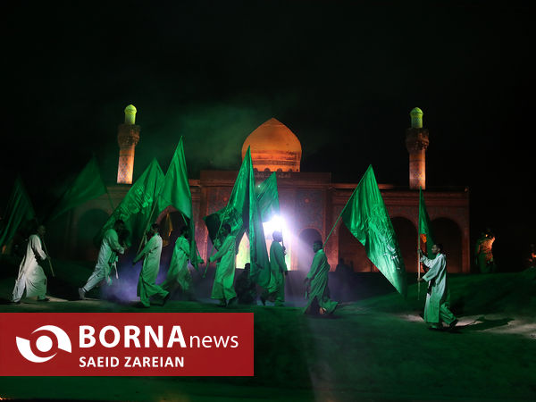 نمایش میدانی «تنهاتر از مسیح»