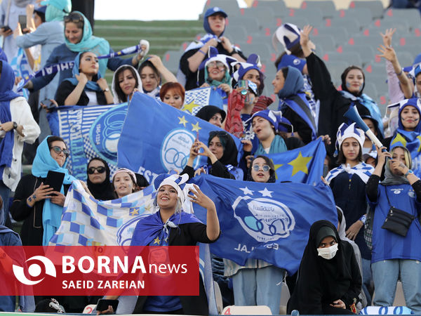 دیدار تیم های قوتبال استقلا ل۰ پیکان