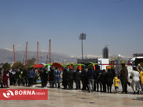 بازدید نوروزی مسافرین از برج میلاد