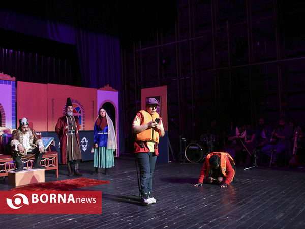 اجرای تئاتر وقایع الاتفاقیه در تماشاخانه سنگلج