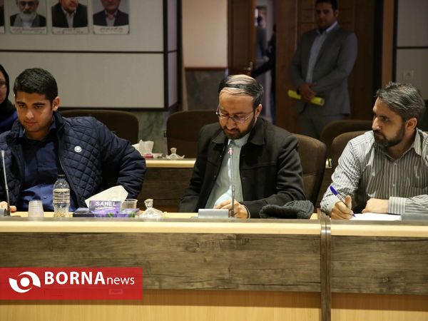 نشست دبیران سازمان های مردم نهاد با استاندار قم