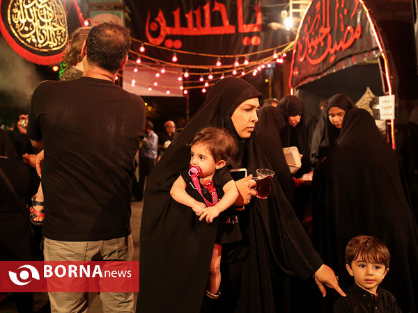 شب هشتم محرم در محله "چهارراه آبسردار تهران"
