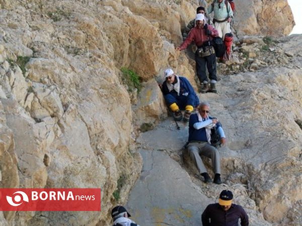 صعود گروه کوهنوردی سازمان آب و برق خوزستان به ارتفاعات تنگ تکاب بهبهان