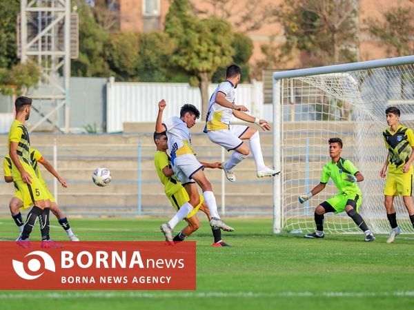 دیدار تیم های فوتبال بامداد  اراک- بصیر اهواز