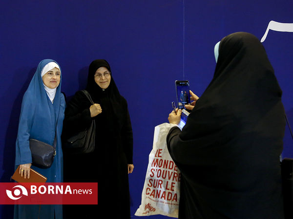 در حاشیه نمایشگاه مطبوعات