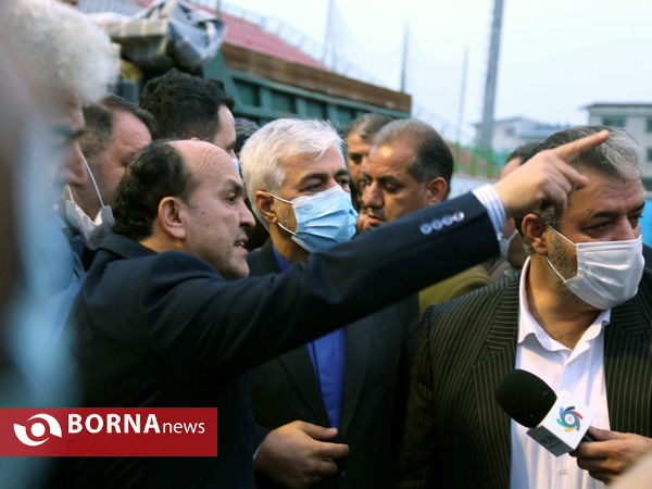 بازدید وزیر ورزش از استادیوم نساجی قائمشهر