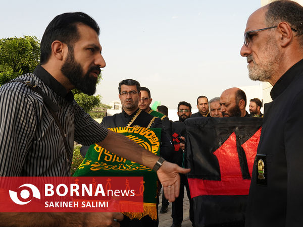  آیین برافراشتن پرچم عزای حسینی برفراز بلندترین سکوی پرچم ایران