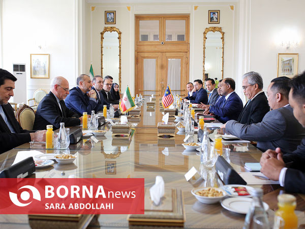 دیدار وزرای خارجه ایران و مالزی