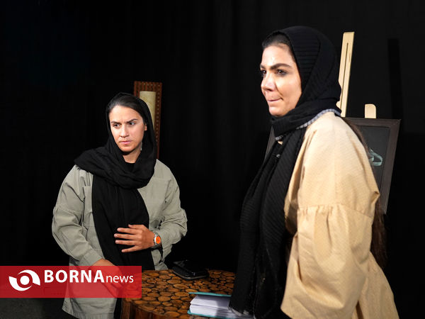 حضور نیلوفر اردلان در خبرگزاری برنا