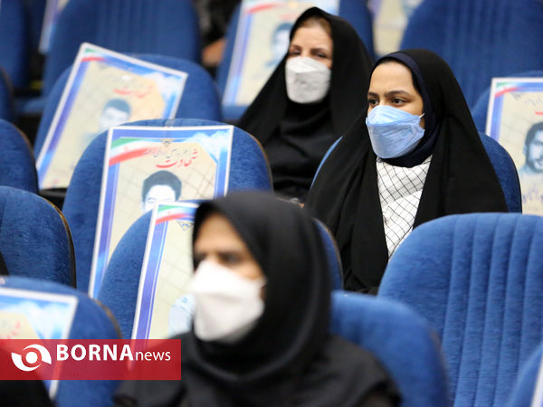 نشست ادبی «واژگان سرخ» در شیراز