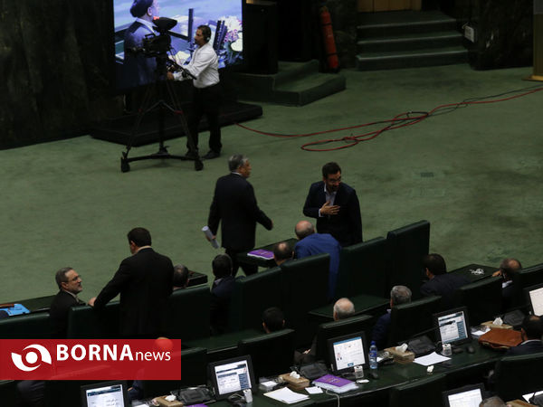 دومین روز بررسی وزرای پیشنهادی در صحن مجلس-1