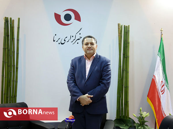 دومین روز نمایشگاه مطبوعات