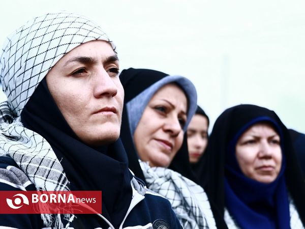 بازدید کاروان نخبگان و مدال آوران ورزشی کشور از یادمان شهدای والفجر8