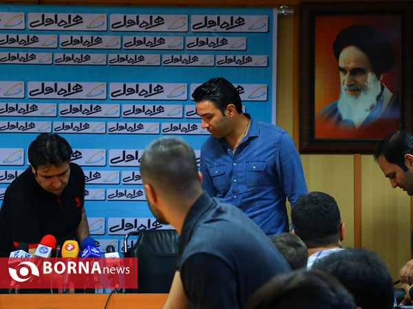 نشست خبری مربیان تیم های پرسپولیس و نساجی